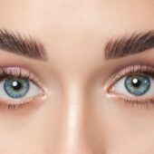 Laminarea sprâncenelor – un must have de sezon