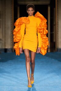 Siriano vs. Moschino – care e colecția ta preferată