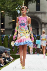 Siriano vs. Moschino – care e colecția ta preferată