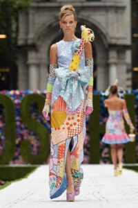 Siriano vs. Moschino – care e colecția ta preferată