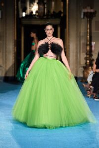 Siriano vs. Moschino – care e colecția ta preferată