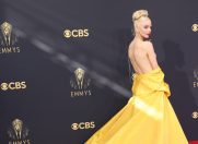 Minimalism și eleganță pe covorul roșu de la Premiile Emmy