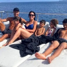 Cristiano Ronaldo va deveni din nou tată de gemeni!