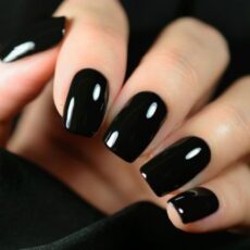 black nails