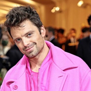 Sebastian Stan are o nouă iubită