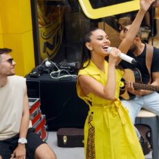 Selly și Mira – gazdele unui eveniment cu muzică și… noodles
