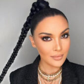 Trusa de machiaj! Iată ce trebuie să conțină conform unui make-up artist