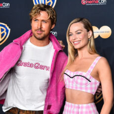 Margot Robbie și Ryan Gosling sunt dedicați stilului Barbiecore