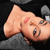 Nicole Cherry lansează single-ul ”Aș vrea să mă las de tine”