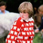 Celebrul pulover cu oi purtat de Prinţesa Diana a fost vândut la licitaţie