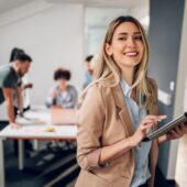 Think Tank 360 și Universitatea Stanford susțin „Women in Data Science”