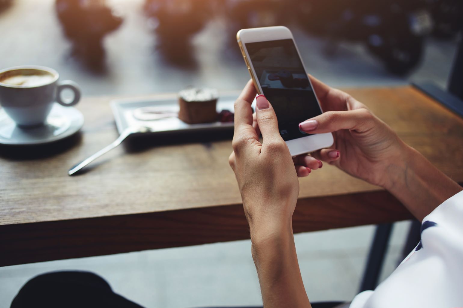 S-a lansat o nouă aplicație de dating, creată de români