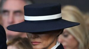 Eleganța și puterea vestimentară a Melaniei Trump în ținute inaugurale