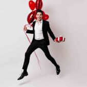ce este love bombing
