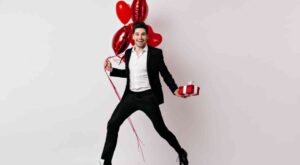 ce este love bombing