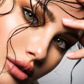 Smokey eyes, un machiaj al seducției