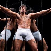 Bad Bunny în noua campanie Calvin Klein