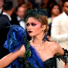 Met Gala și spectacolul frumuseții: look-uri iconice care au facut istorie