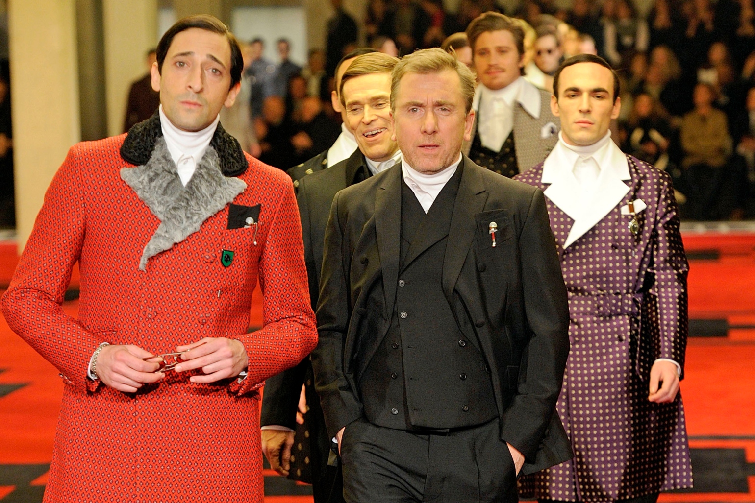 Prada Villains – un moment de referință în istoria modei masculine