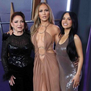 American Music Awards 2025: JLo a șocat, iar Billie Eilish a luat 7 trofee