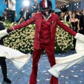 Met Gala 2025: Secretele din spatele ținutelor bizare