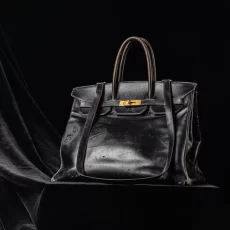 Prima geantă Birkin vreodată creată este scoasă la licitație