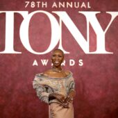 Tony Awards: Ţinute teatrale, apariţii memorabile