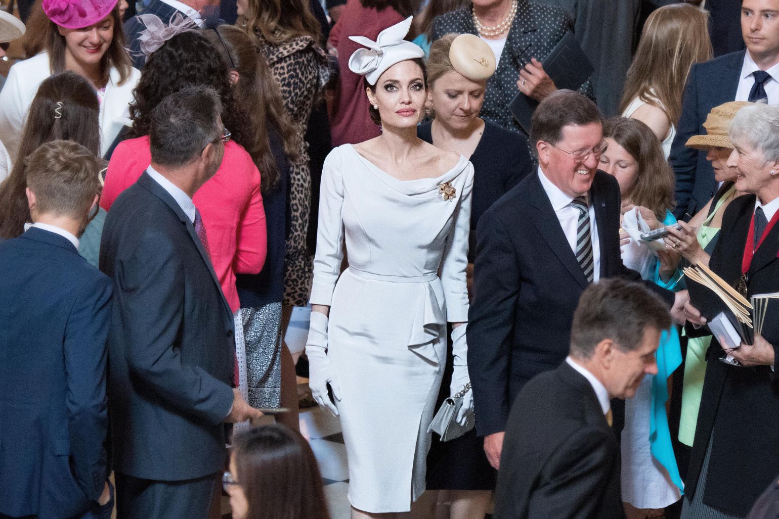 Angelina Jolie la 50 de ani – o viață între pasiune, controverse și stil iconic