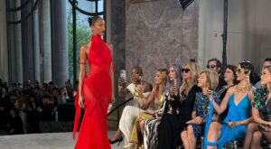 Totul despre Săptămâna Haute Couture Fall/Winter 2025-2026: ce este, la ce să ne așteptăm și de ce contează