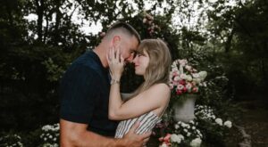 Taylor Swift s-a logodit! Vezi cum arată superbul inel cu diamante