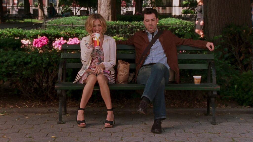Carrie Bradshaw: Iubirile unei fashioniste iconice