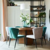Cum faci un apartament mic să pară mai spațios: trucuri de design interior