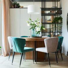 Cum faci un apartament mic să pară mai spațios: trucuri de design interior
