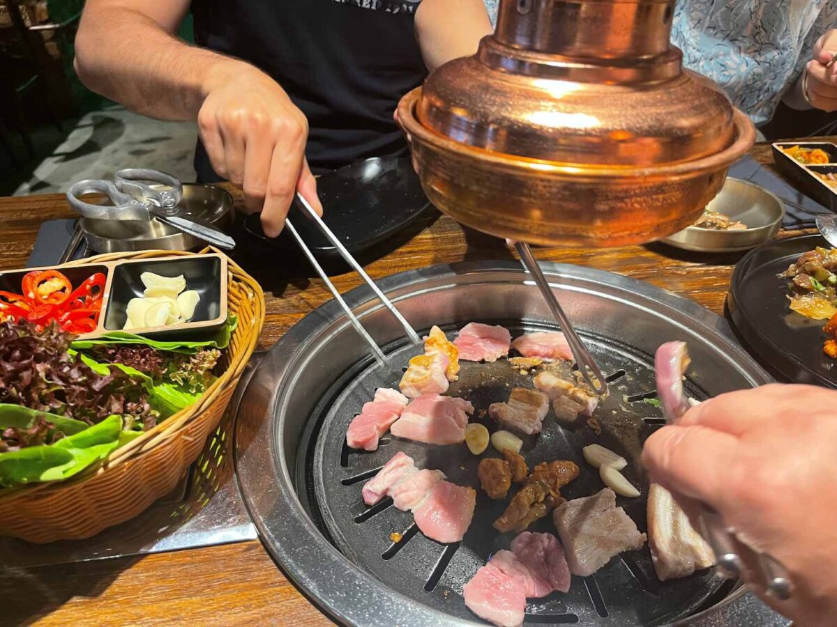 Jeonjuu Korean BBQ – o altfel de experiență în jurul grătarului
