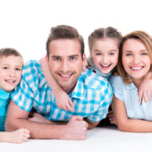 Familia ta e refugiu sau furtună? Află cum recunoști o familie sănătoasă!