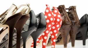 Tocurile înalte – povestea pasiunii pentru putere, eleganță și feminitate