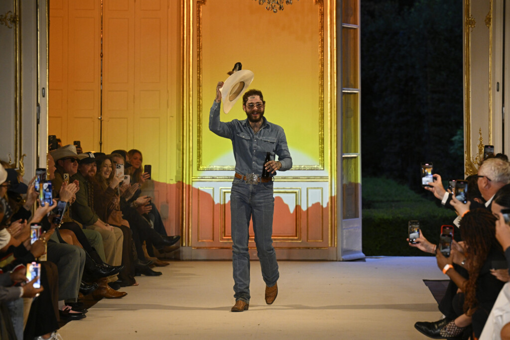 Post Malone lansează Austin Post Apparel