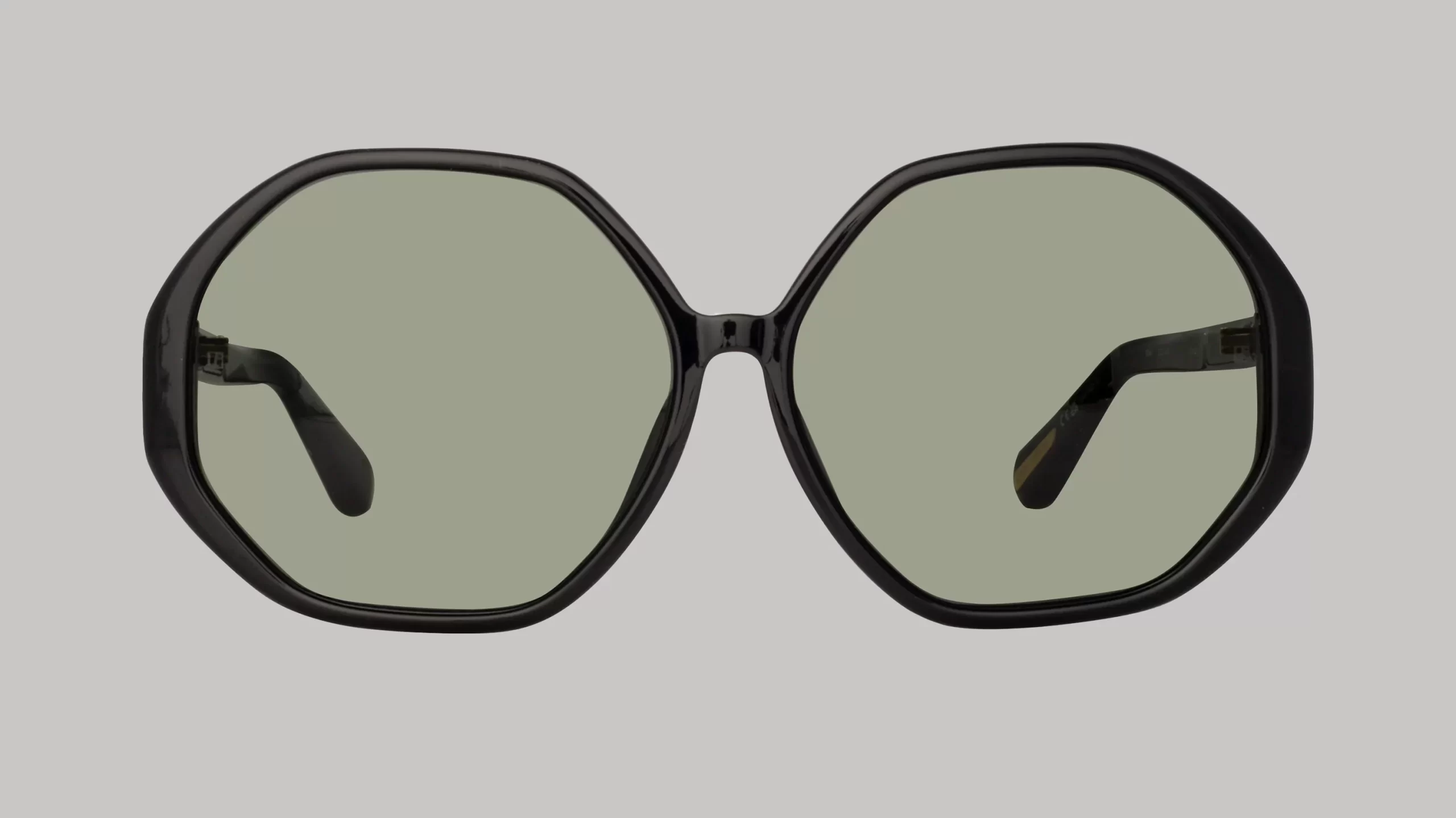 Trend alert 2025: ochelari de soare pentru femeia modernă