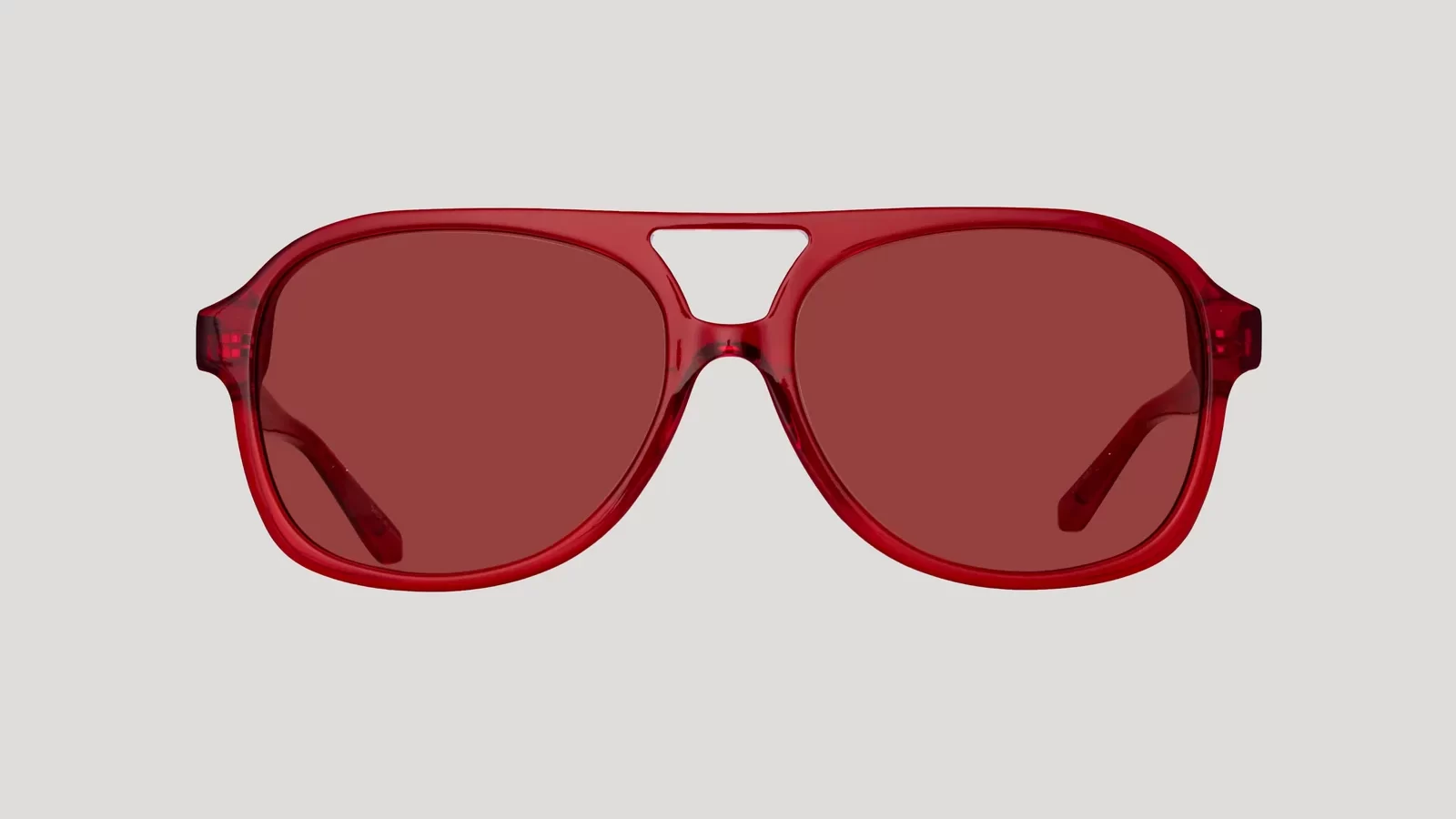 Trend alert 2025: ochelari de soare pentru femeia modernă