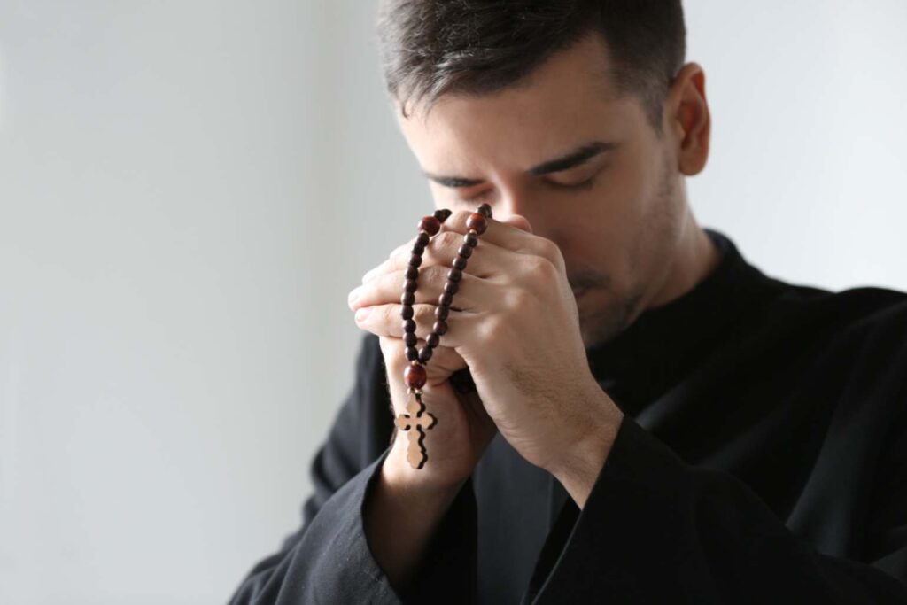 Ce înseamnă când visezi că te închini