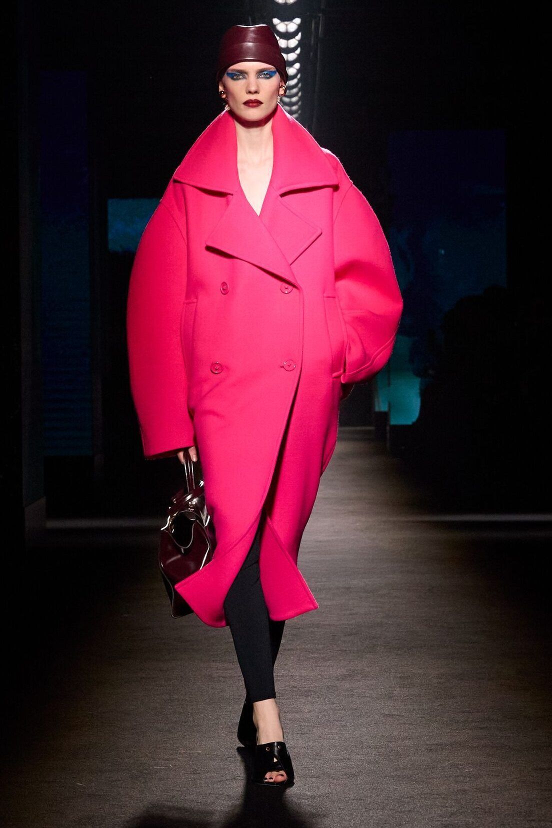 Balenciaga toamnă–iarnă 2026: Pierpaolo Piccioli între moștenirea lui Cristóbal și umbra lui Demna