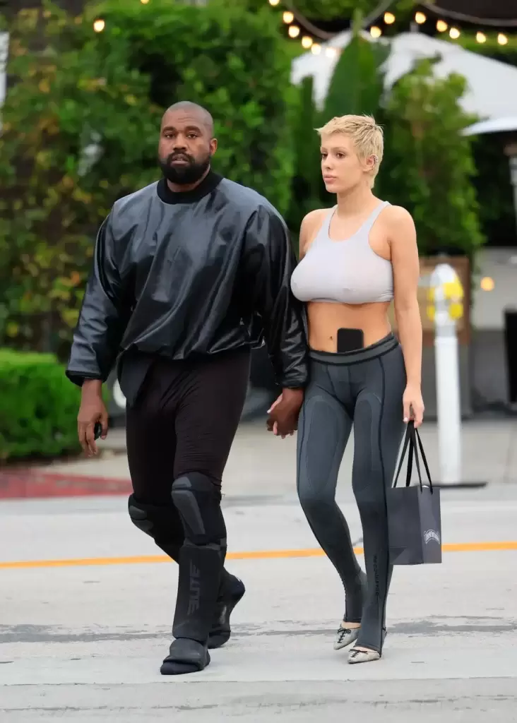 Kanye West, declarat persona non grata în Franța