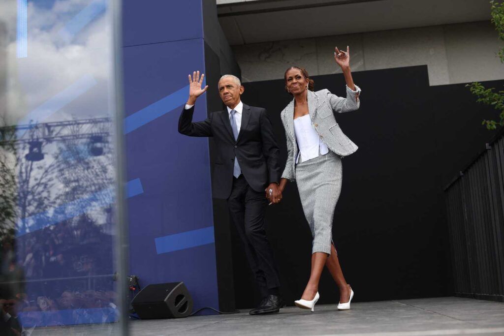 Barack Obama, în lacrimi la discursul lui Michelle Obama