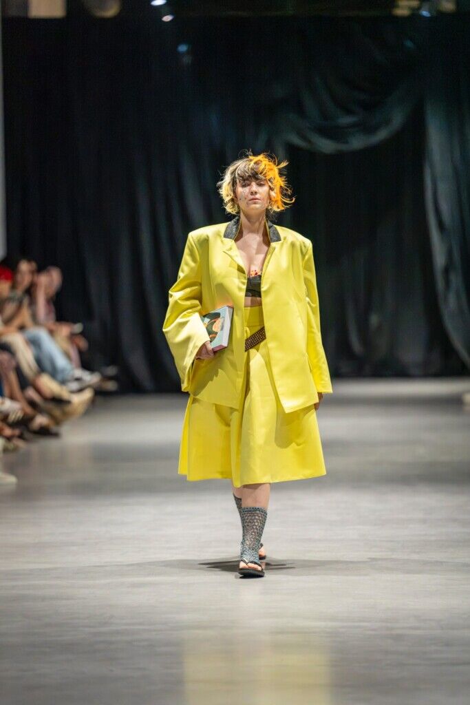 UNINVITED.: șapte designeri absolvenți care s-au autoinvitat în industrie