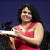 Alina Șerban, premiată la Veneția: „Eu contez” și povestea unei voci care a refuzat să rămână nevăzută