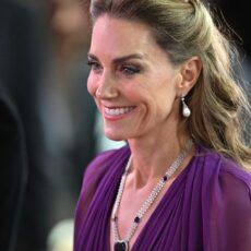 Kate Middleton, apariție spectaculoasă cu colierul de 103 ani al Reginei-Mamă